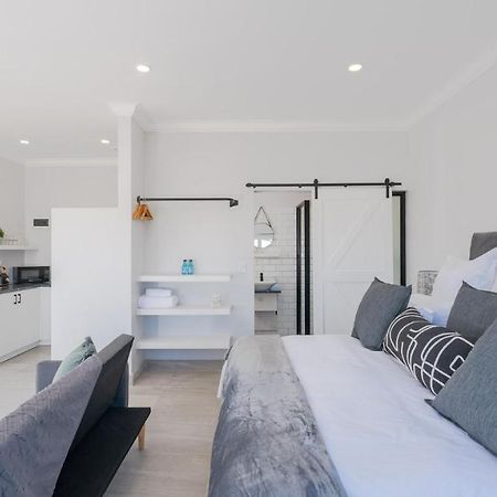 34.4 Degrees South Studio Apartment Agulhas Eksteriør billede