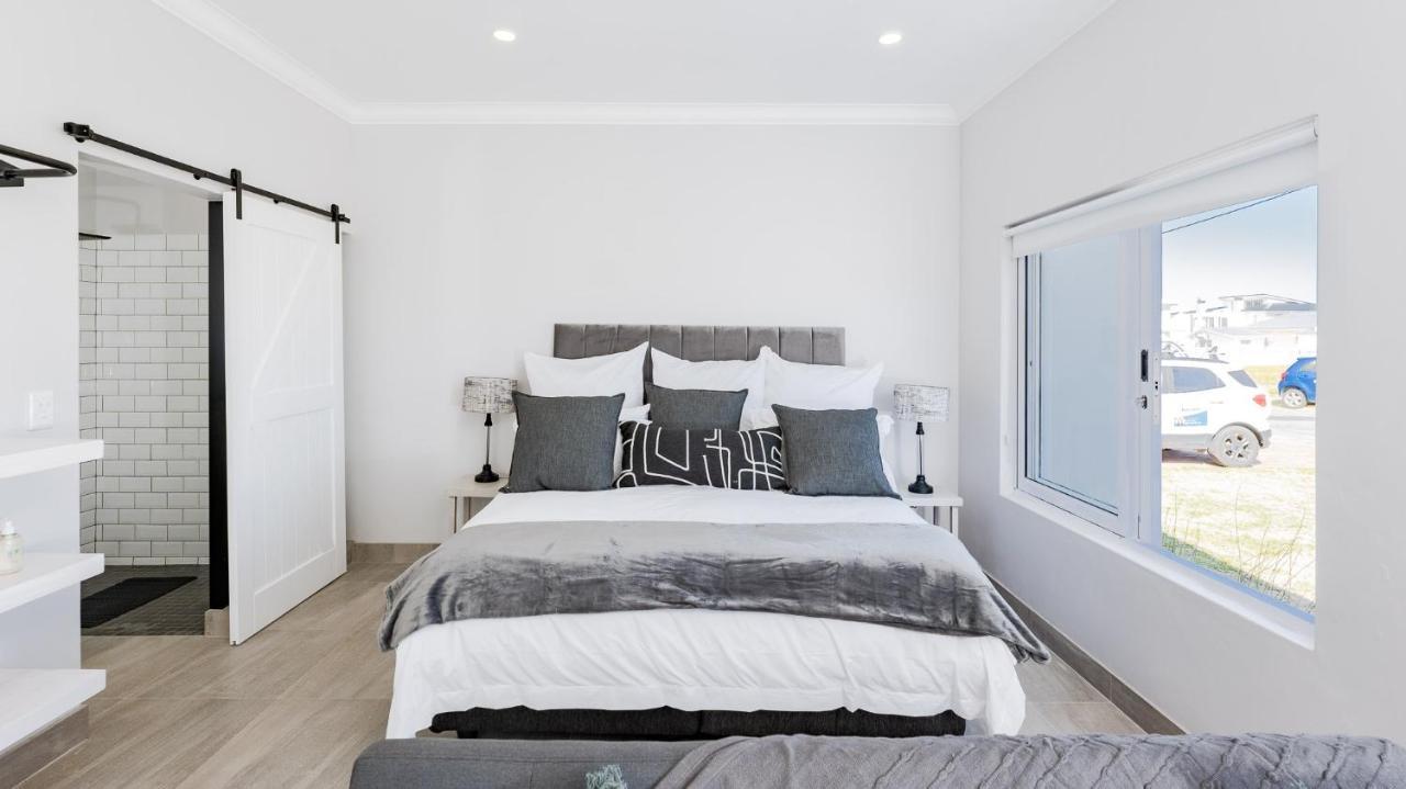 34.4 Degrees South Studio Apartment Agulhas Eksteriør billede