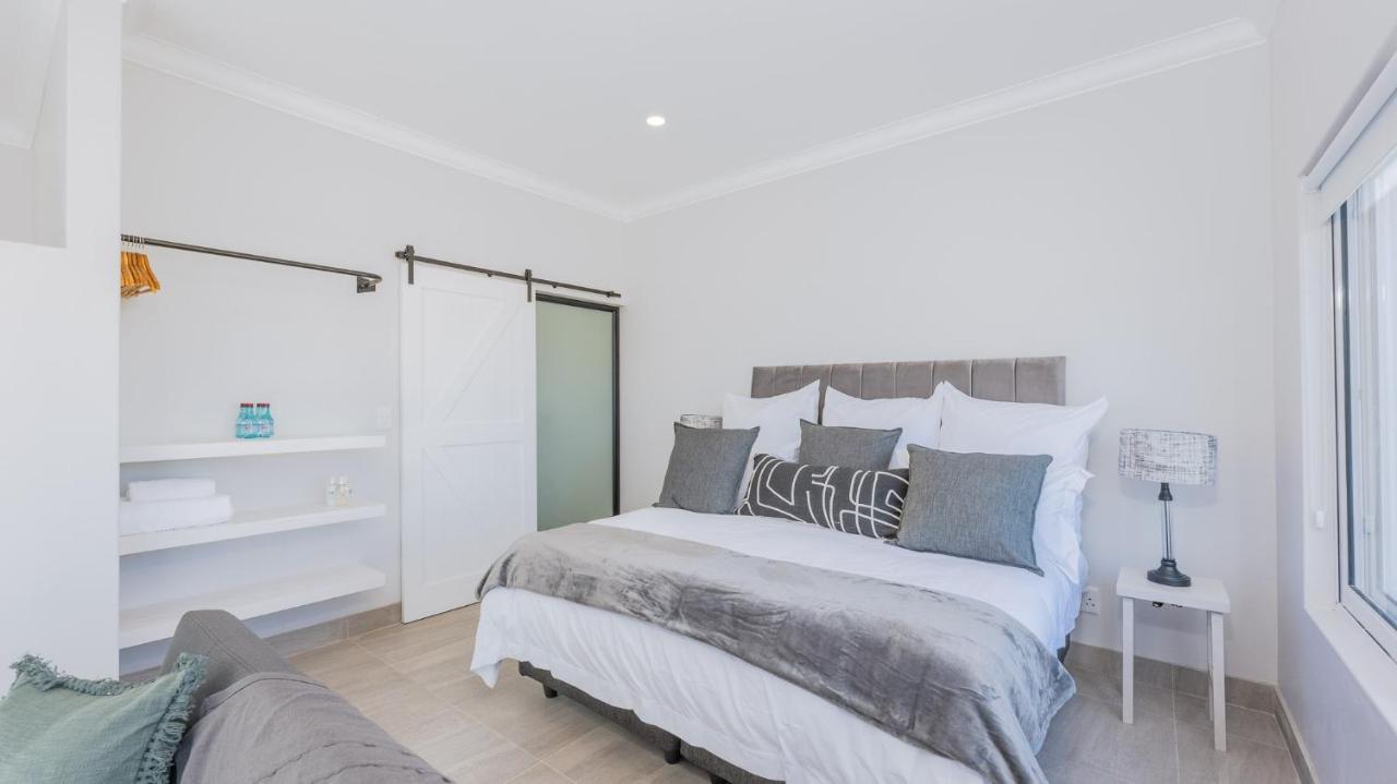 34.4 Degrees South Studio Apartment Agulhas Eksteriør billede